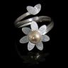 Silver and Gold Daisy Ring